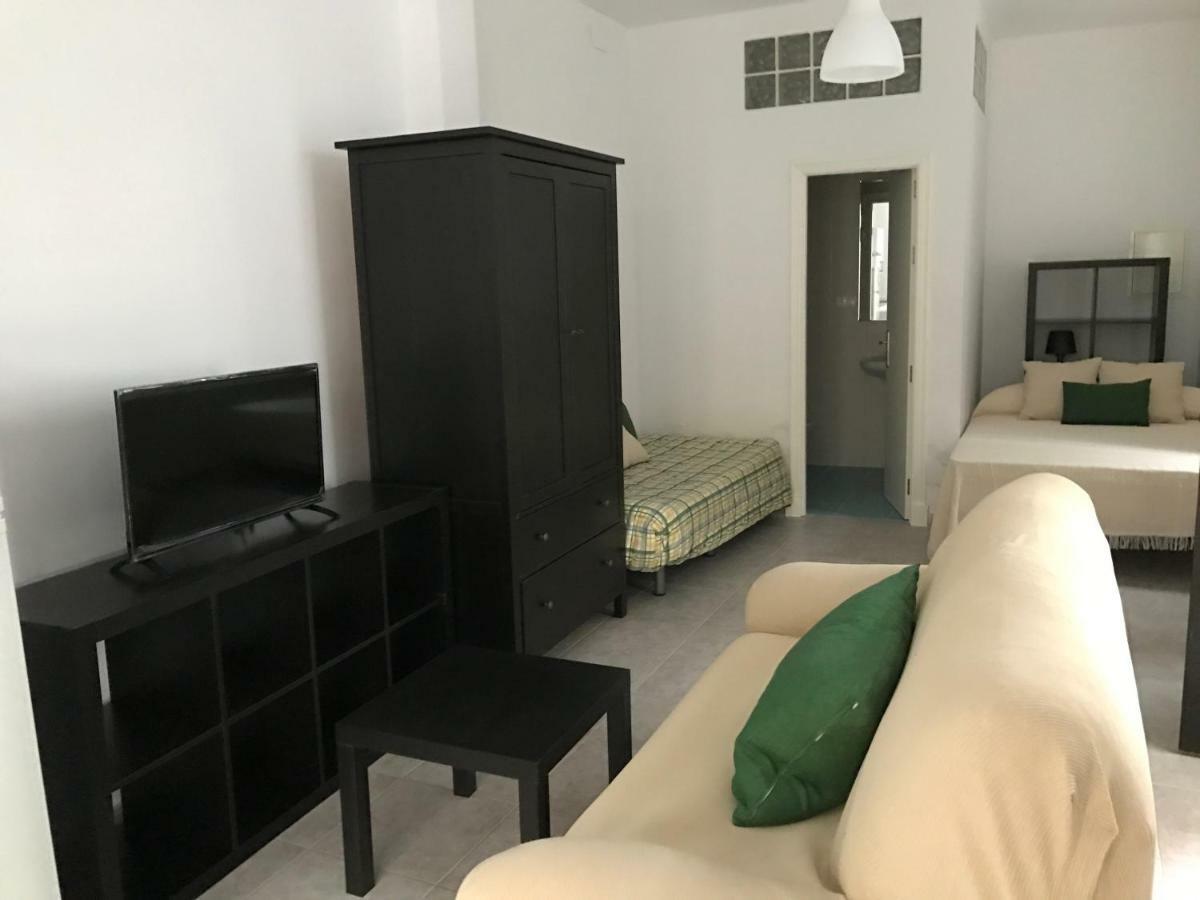 Apartamento/Loft En Zona Centrica I Wifi Χέρεζ Εξωτερικό φωτογραφία